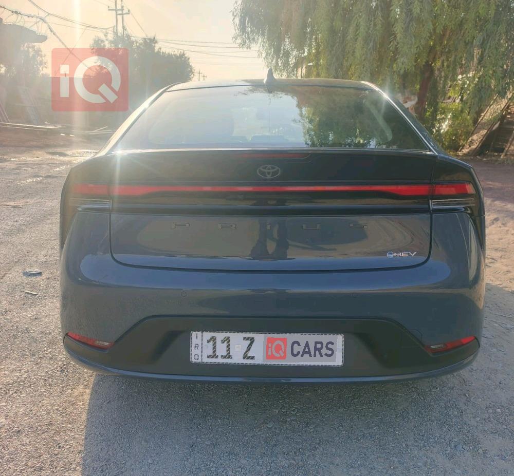 تۆیۆتا پریوس